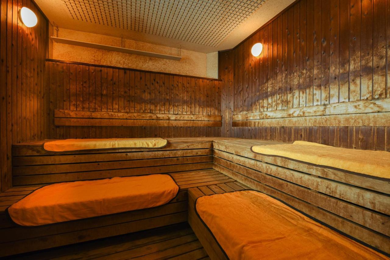 Unkai Hotel Tokamachi Buitenkant foto