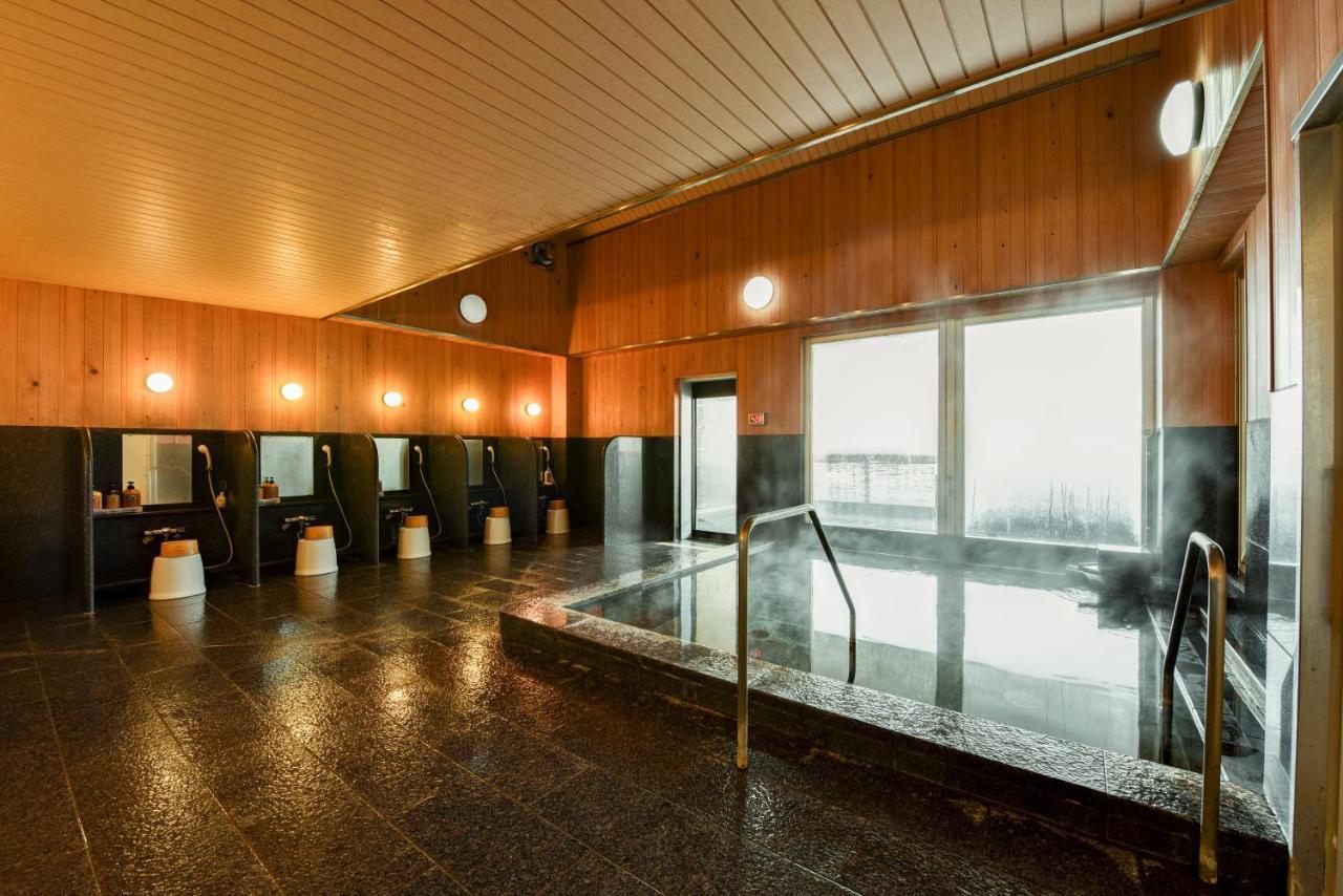 Unkai Hotel Tokamachi Buitenkant foto