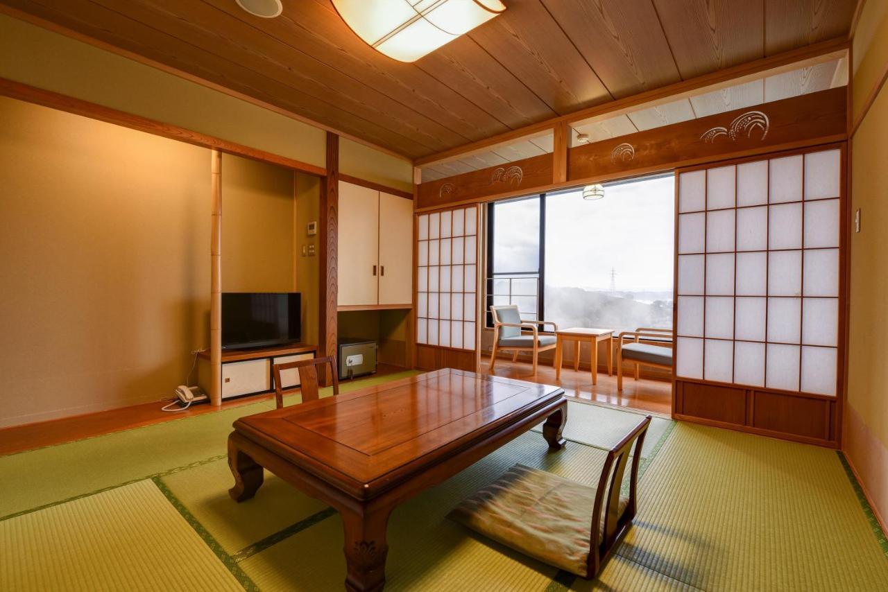 Unkai Hotel Tokamachi Buitenkant foto